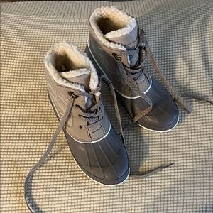 Khombu Zany Duck Waterproof Boots